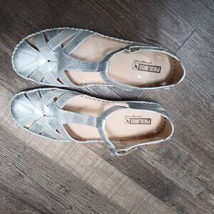 Pikolinos Like New shoes sandals